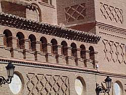 Fachada de la Iglesia de Paniza