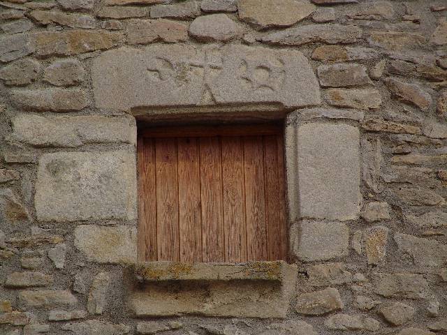 Dintel de ventana en Ejep