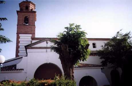 Tardienta torre de la Iglesia