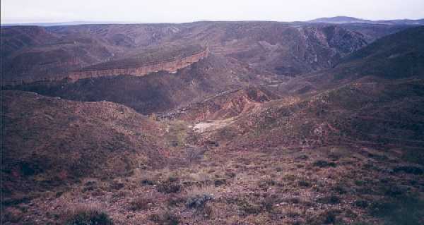 Barrancos entre Cortes de Aragón y Josa