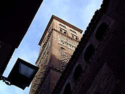 Torre mudéjar de la Magdalena en Zaragoza 1